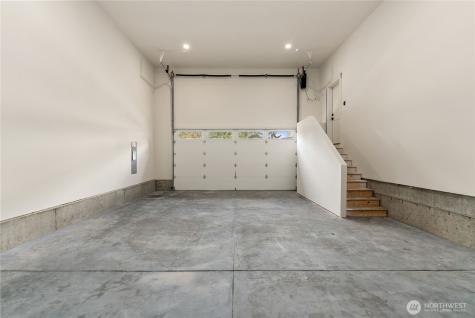 1305 Maine Court Milton WA 98354