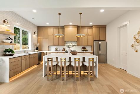 1305 Maine Court Milton WA 98354