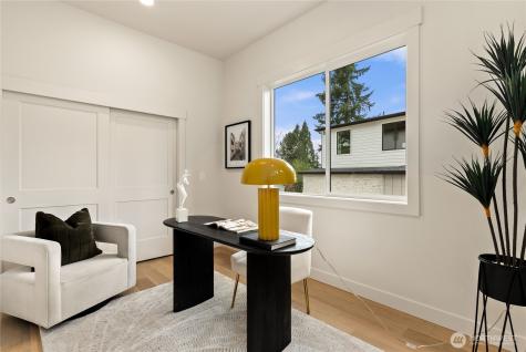 1305 Maine Court Milton WA 98354