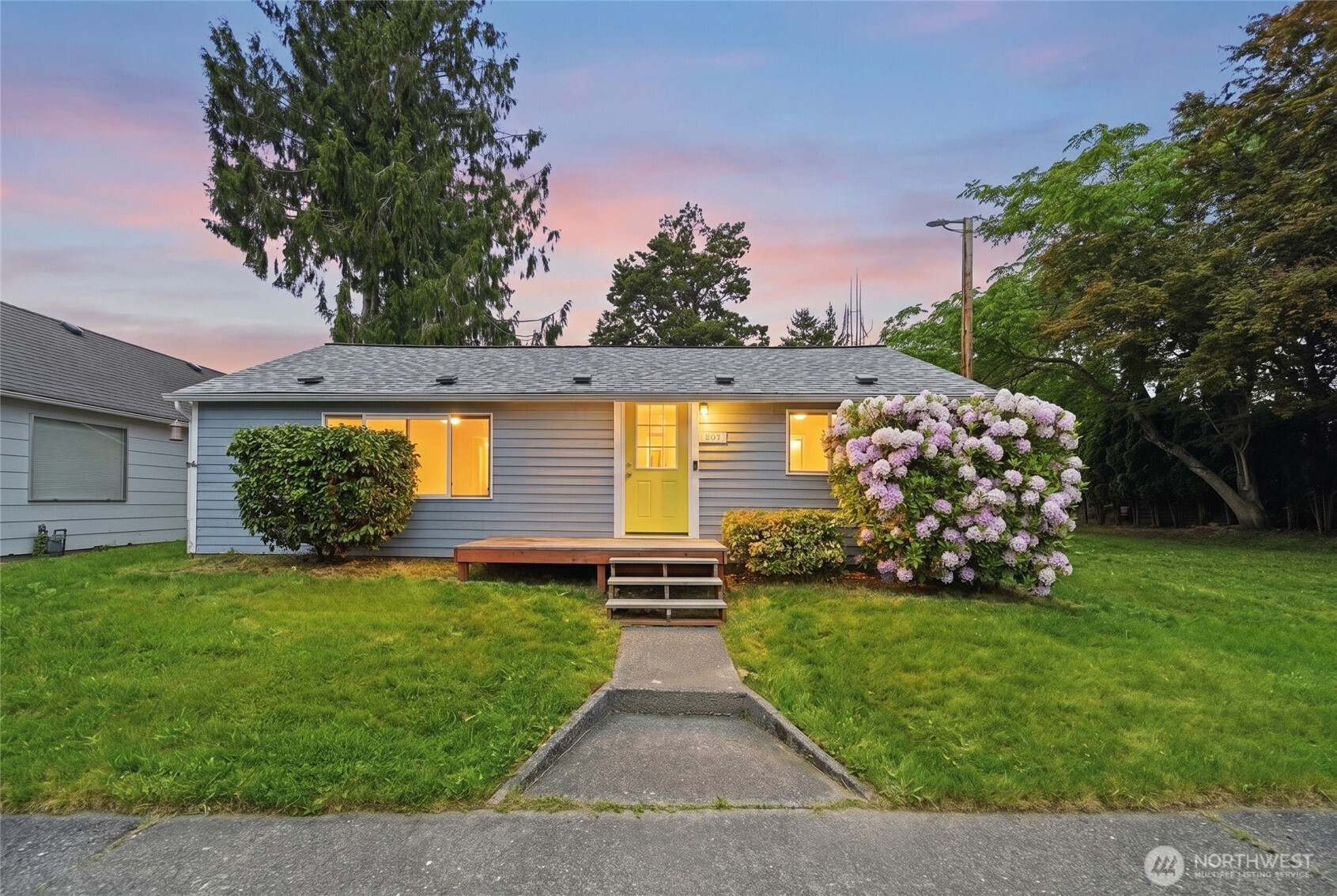207 Cedar Avenue Sultan WA 98294