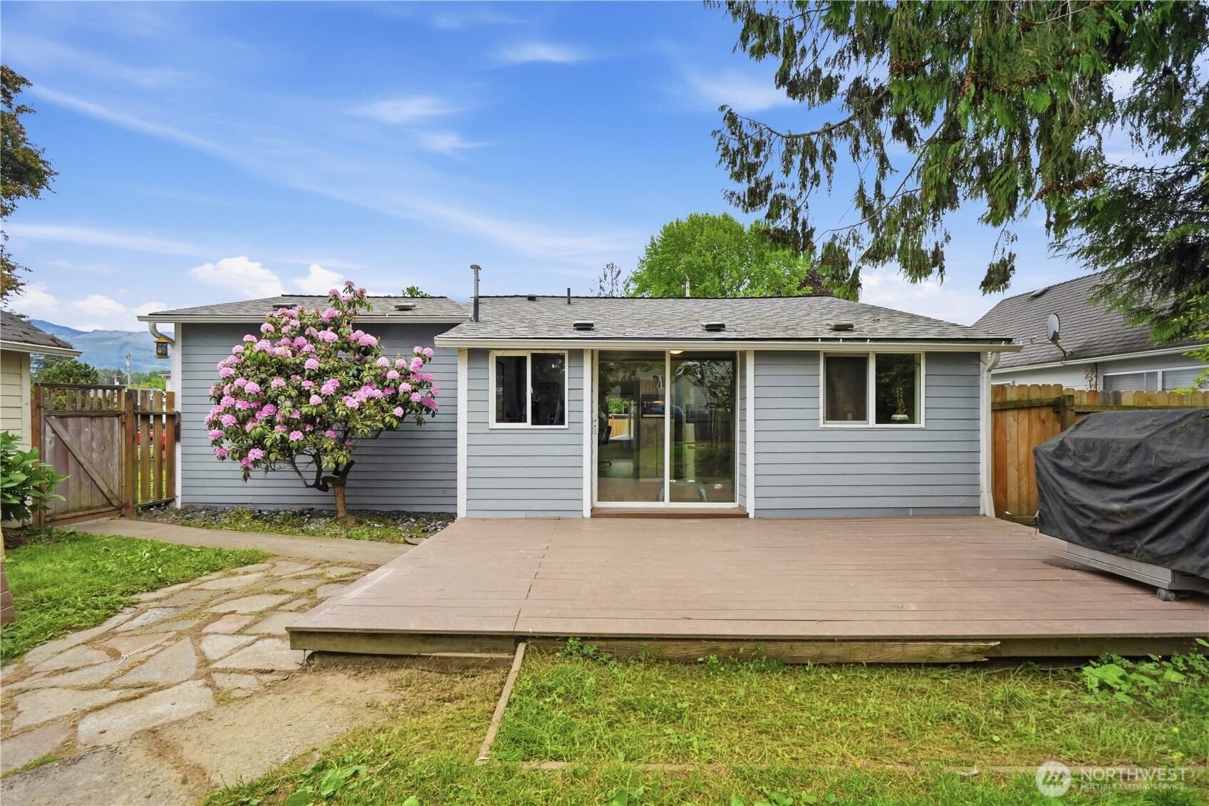 207 Cedar Avenue Sultan WA 98294