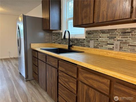 2207 W Spruce Street Moses Lake WA 98837