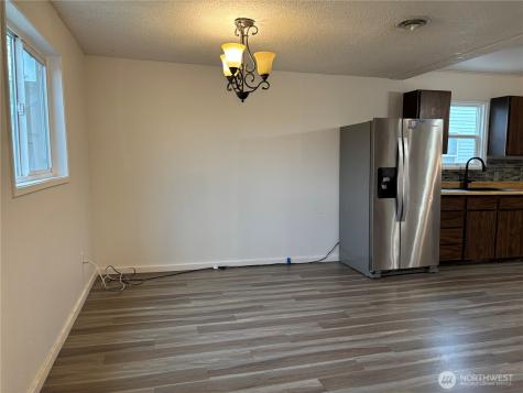 2207 W Spruce Street Moses Lake WA 98837