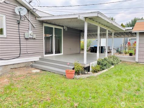 2207 W Spruce Street Moses Lake WA 98837