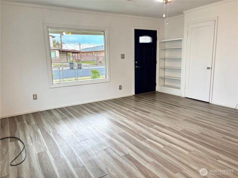 2207 W Spruce Street Moses Lake WA 98837