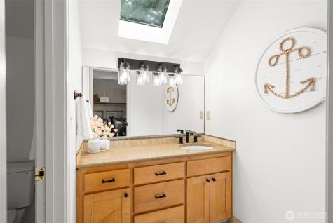 5791 Wimsey Lane NE Bainbridge Island WA 98110