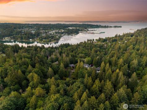 5791 Wimsey Lane NE Bainbridge Island WA 98110