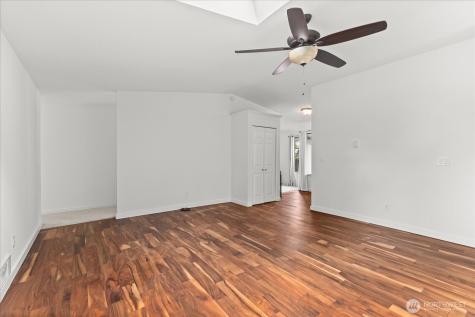 21653 SE 268th Street Maple Valley WA 98038