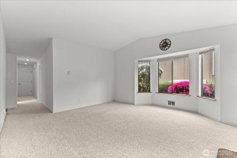 21653 SE 268th Street Maple Valley WA 98038