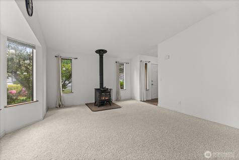 21653 SE 268th Street Maple Valley WA 98038