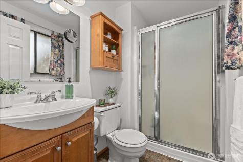 21653 SE 268th Street Maple Valley WA 98038