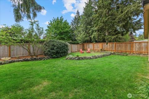 21653 SE 268th Street Maple Valley WA 98038