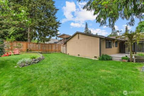 21653 SE 268th Street Maple Valley WA 98038