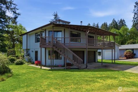 80 NE Brook Place Tahuya WA 98588