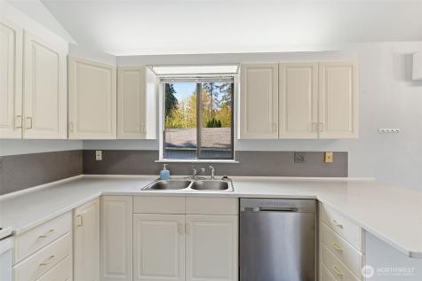 80 NE Brook Place Tahuya WA 98588