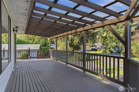 80 NE Brook Place Tahuya WA 98588