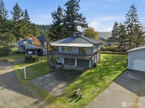 80 NE Brook Place Tahuya WA 98588