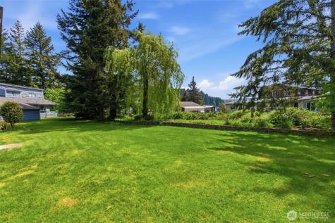 80 NE Brook Place Tahuya WA 98588