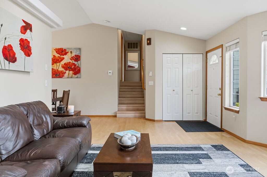 1565 Nordic Place Poulsbo WA 98370