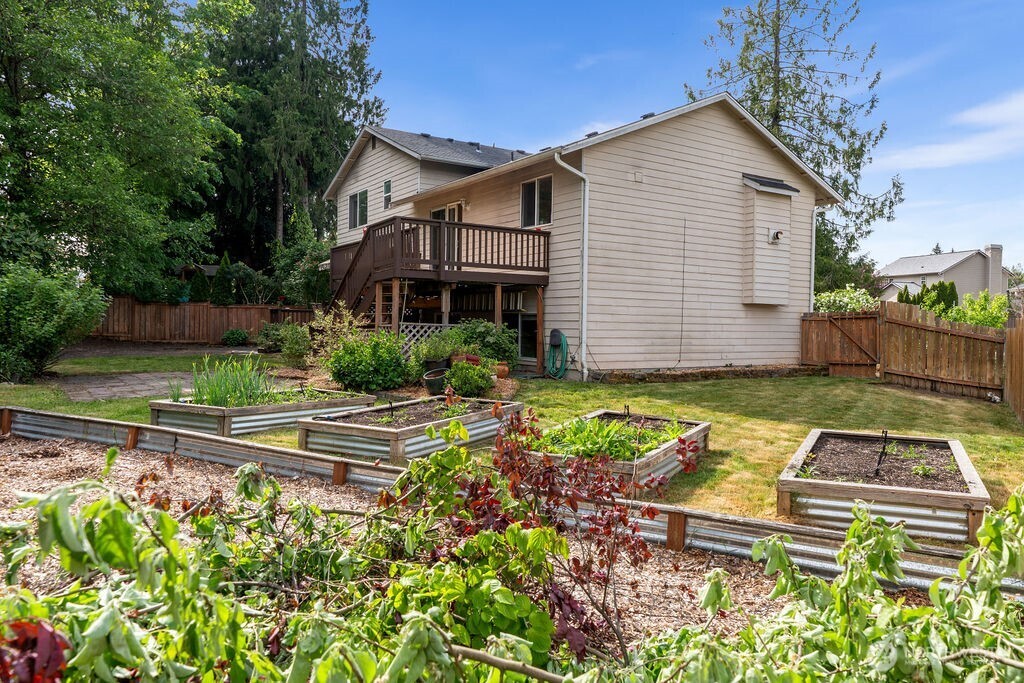 1565 Nordic Place Poulsbo WA 98370