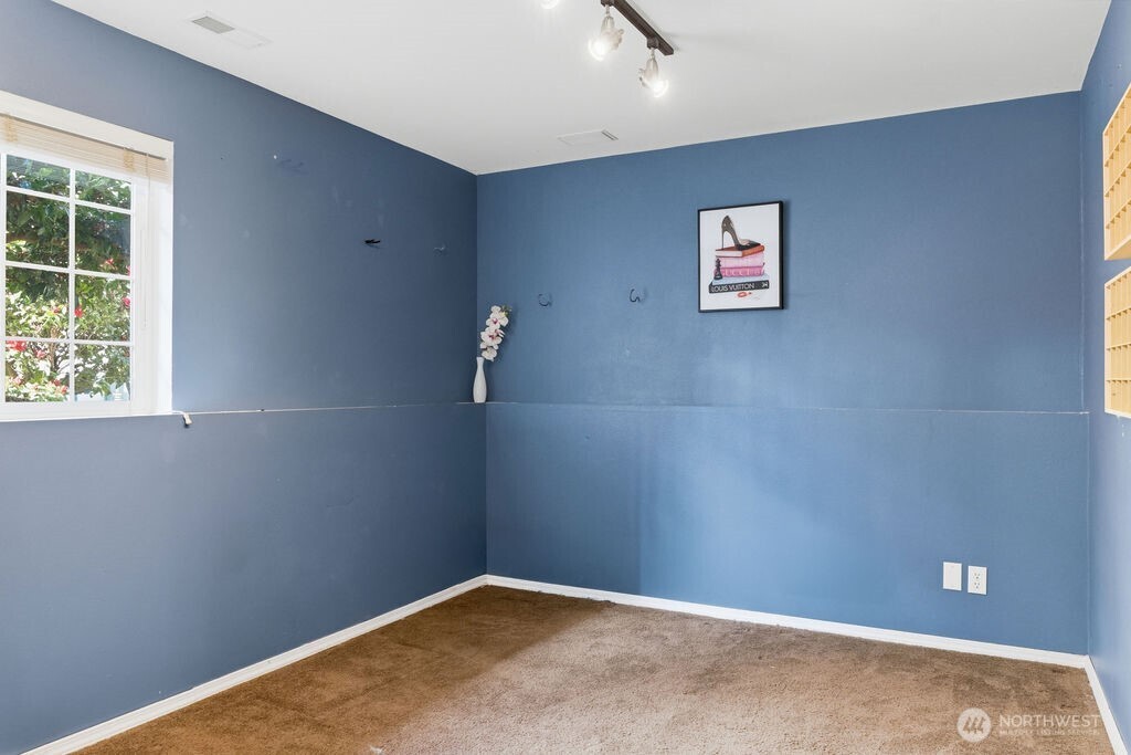 1565 Nordic Place Poulsbo WA 98370