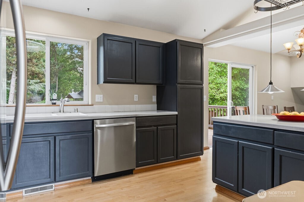 1565 Nordic Place Poulsbo WA 98370