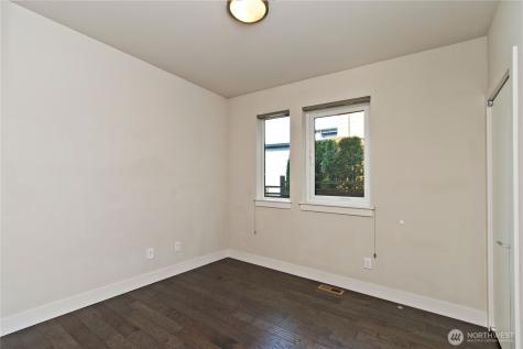 1471 14th Place NE Issaquah WA 98029
