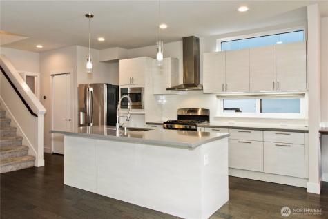 1471 14th Place NE Issaquah WA 98029