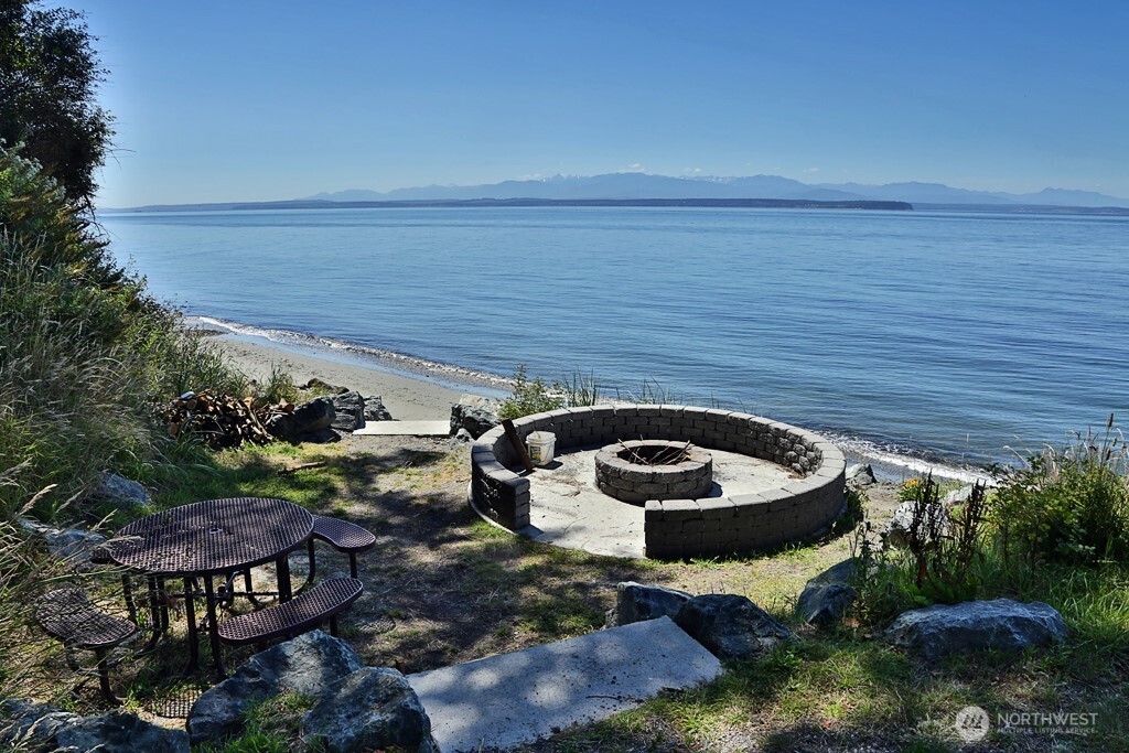 445 Mitchell Drive Coupeville WA 98239