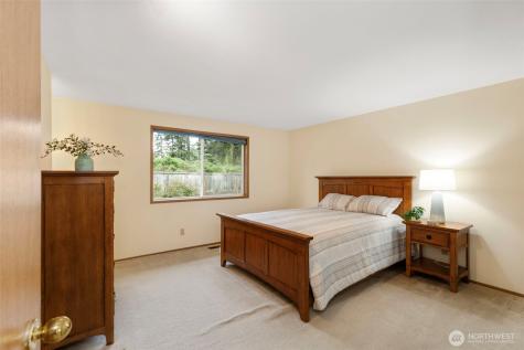 4711 NW Cascade Street Silverdale WA 98383
