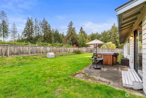 4711 NW Cascade Street Silverdale WA 98383