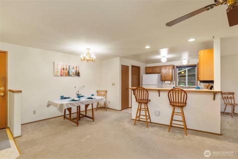 4711 NW Cascade Street Silverdale WA 98383