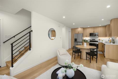 14321 Interlake Avenue N Seattle WA 98133