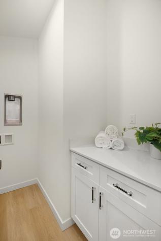 14321 Interlake Avenue N Seattle WA 98133