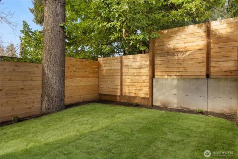14321 Interlake Avenue N Seattle WA 98133