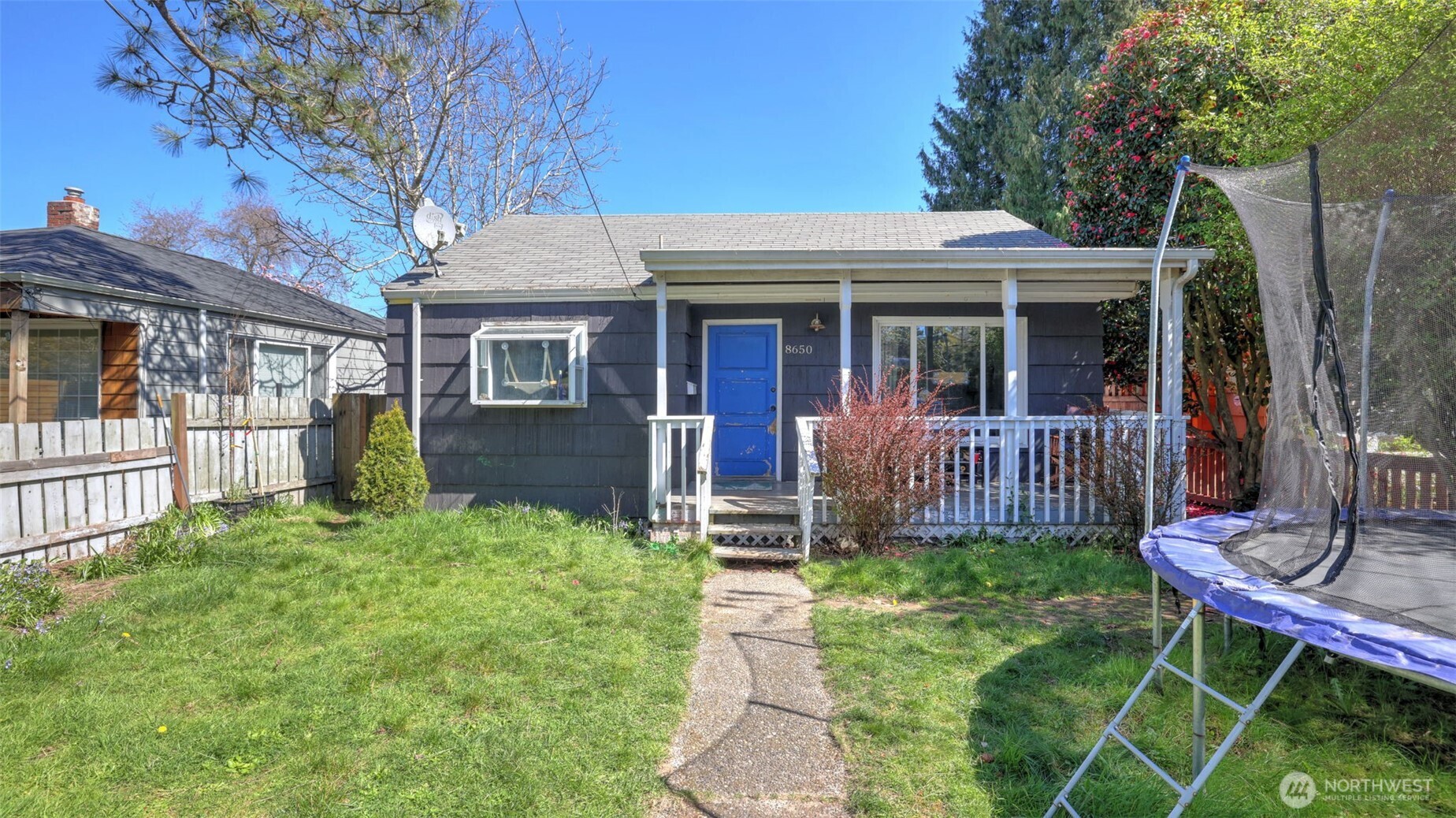 8650 10th Avenue SW Seattle WA 98106