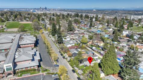 8650 10th Avenue SW Seattle WA 98106