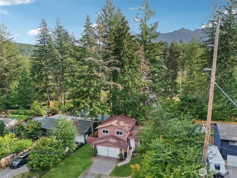 43233 SE 176th Street North Bend WA 98045