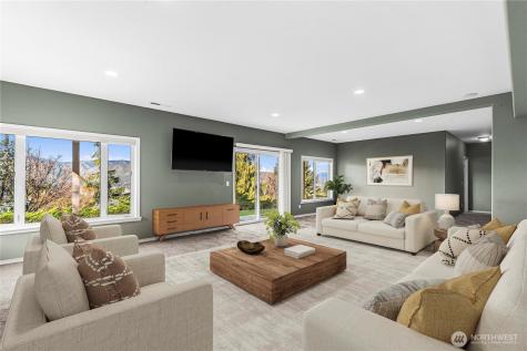 946 Briarwood Drive East Wenatchee WA 98802