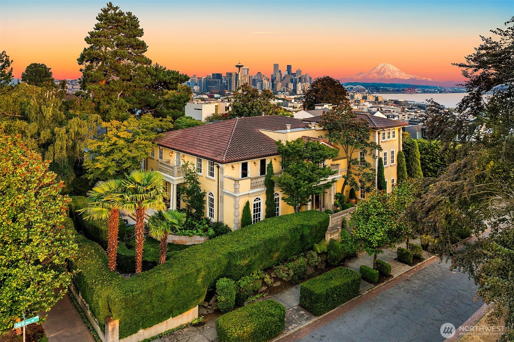 623 W Highland Drive Seattle WA 98119