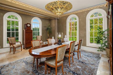 623 W Highland Drive Seattle WA 98119