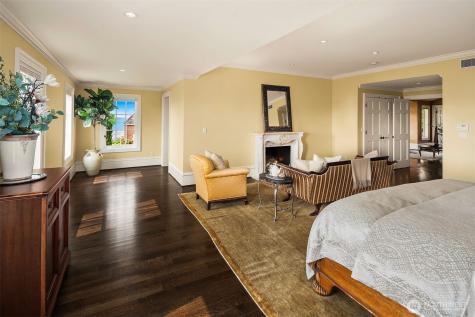 623 W Highland Drive Seattle WA 98119
