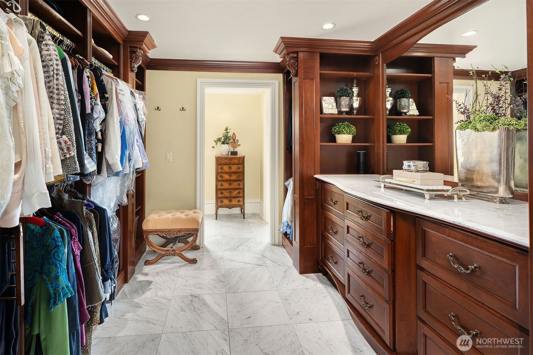 623 W Highland Drive Seattle WA 98119