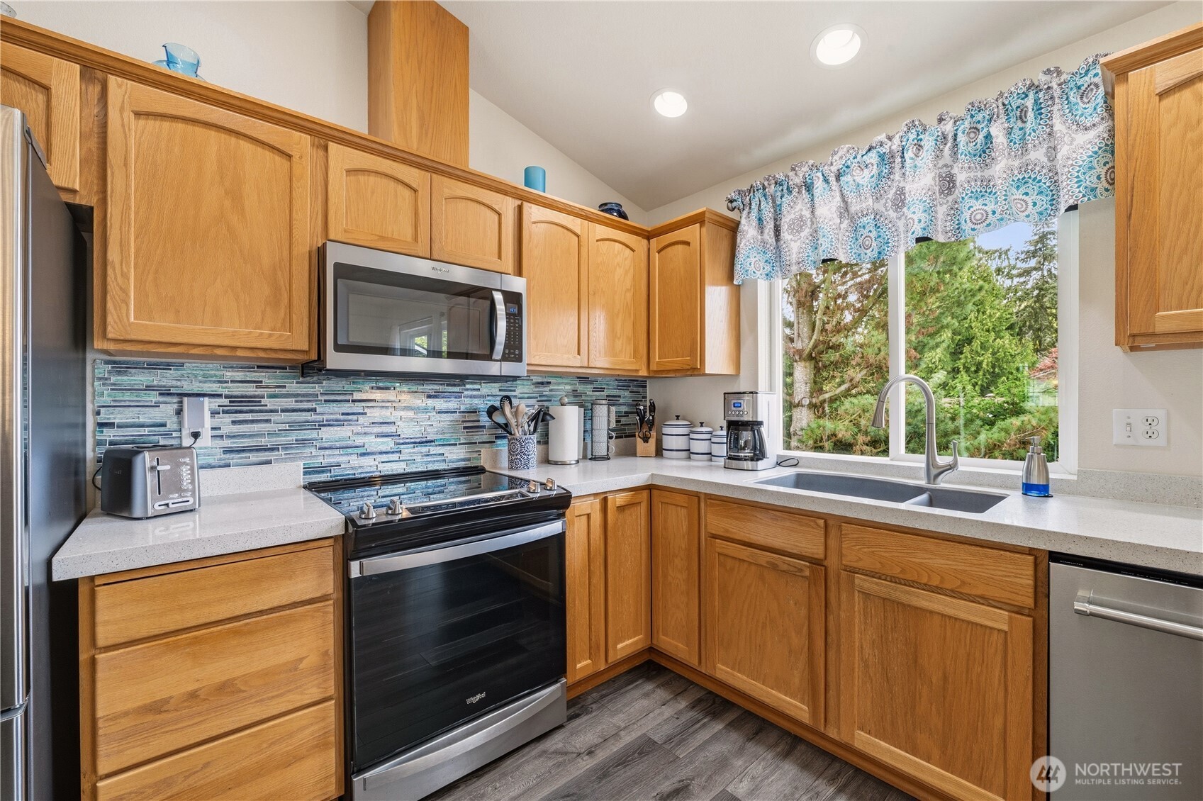 9608 25th Drive SE Everett WA 98208