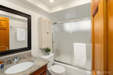 3227 171st Avenue NE Bellevue WA 98008