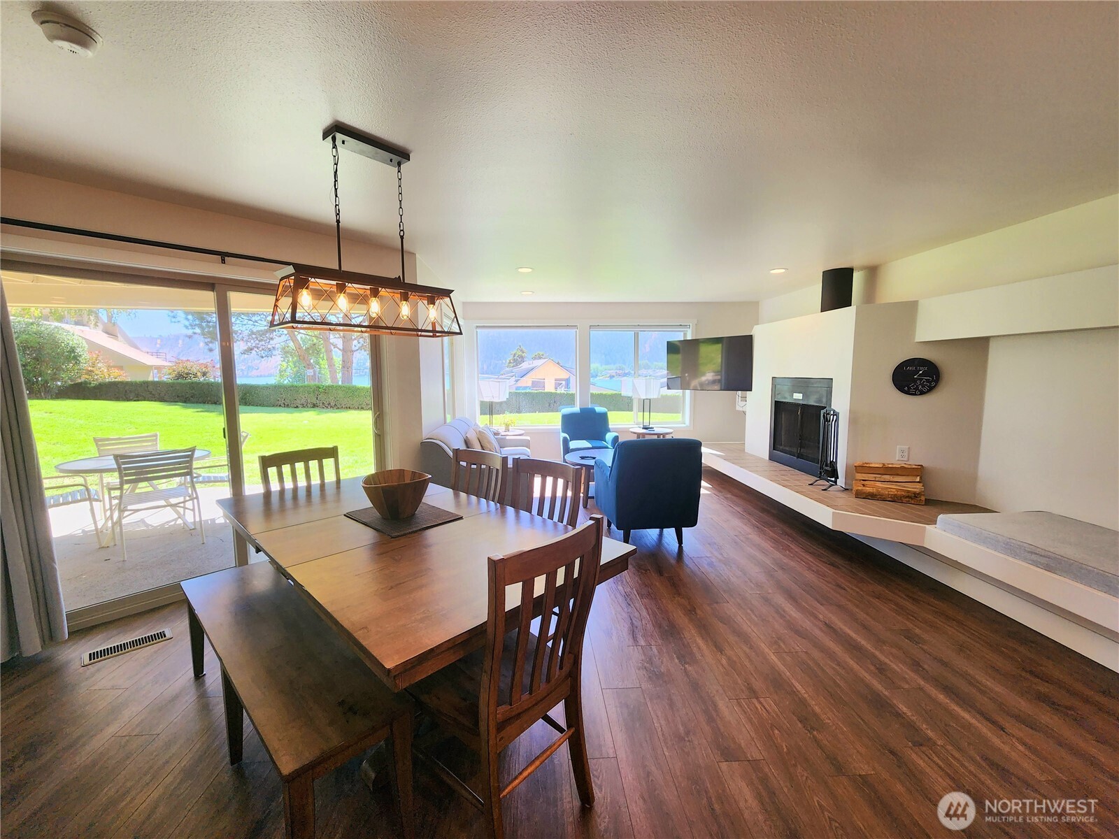 1 Lodge 636-e Manson WA 98831
