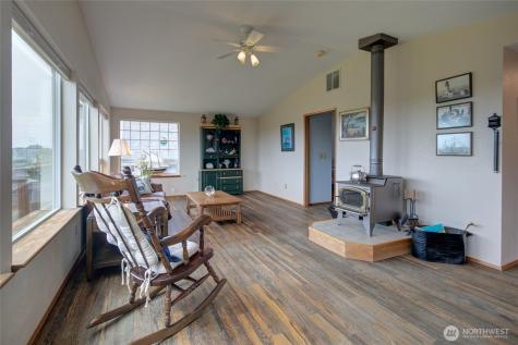 347 Sand Dune Avenue SW Ocean Shores WA 98569
