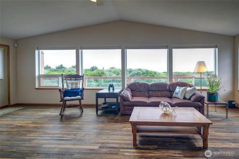 347 Sand Dune Avenue SW Ocean Shores WA 98569
