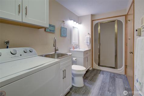 347 Sand Dune Avenue SW Ocean Shores WA 98569
