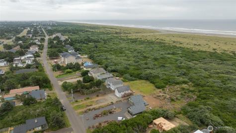 347 Sand Dune Avenue SW Ocean Shores WA 98569